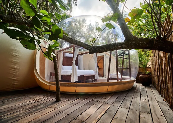 Astral Kapselhotel